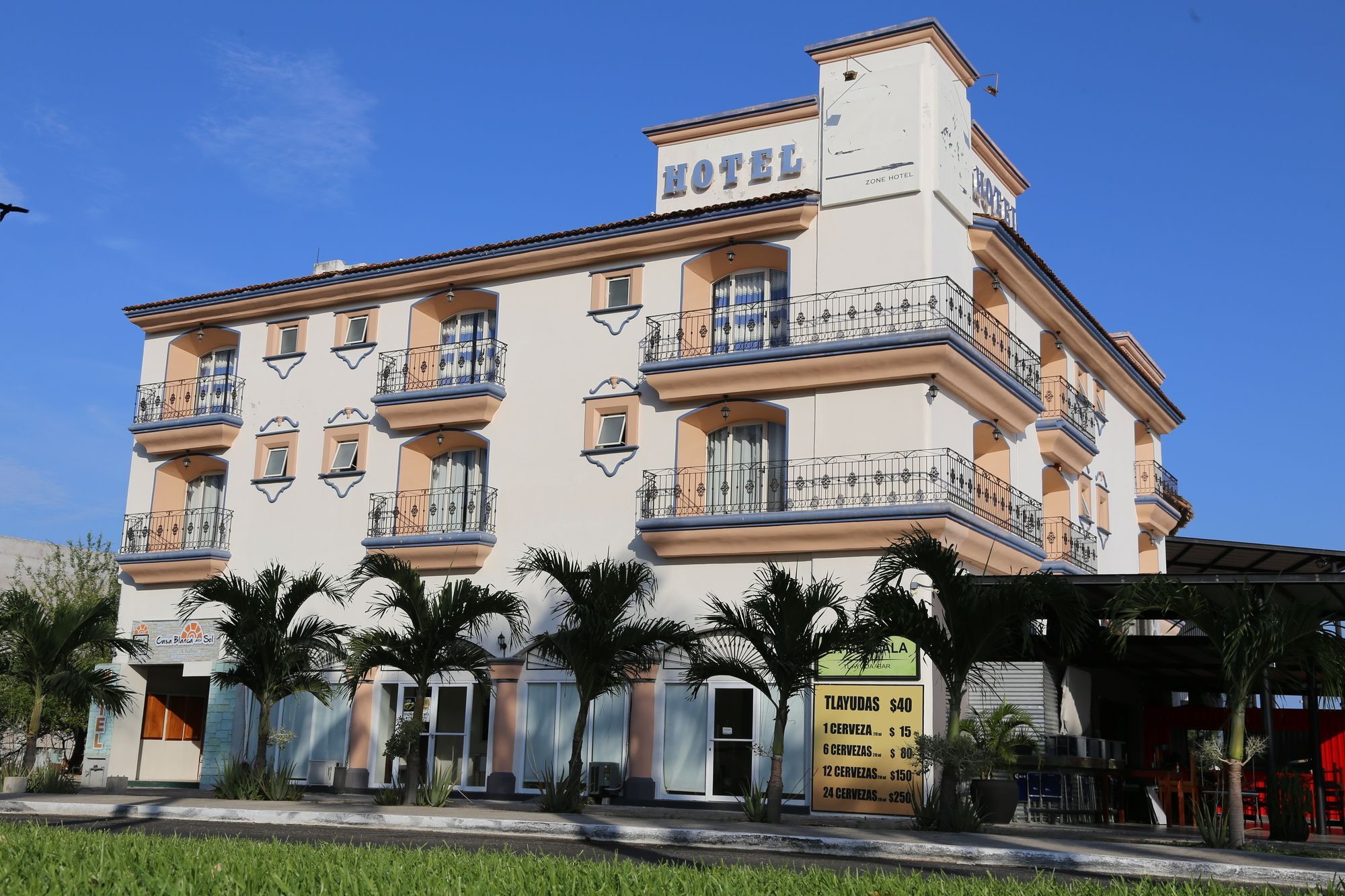 Casa Blanca Del Sol Bahia Chahue B&B Santa Maria Huatulco Exterior photo